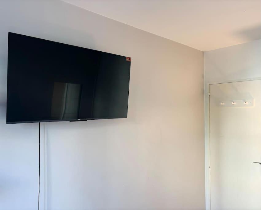 Appartement Confort Avec Balcon - Champigny Exteriér fotografie