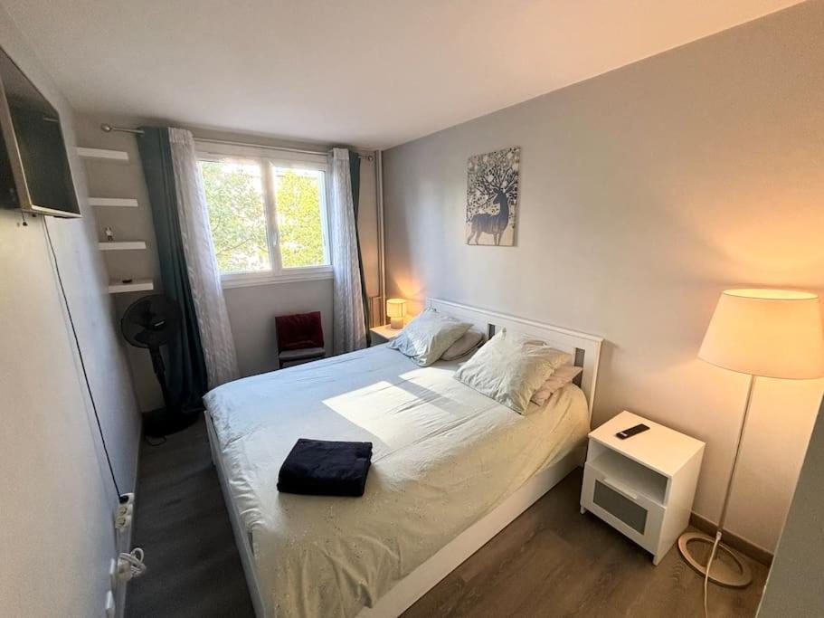 Appartement Confort Avec Balcon - Champigny Exteriér fotografie