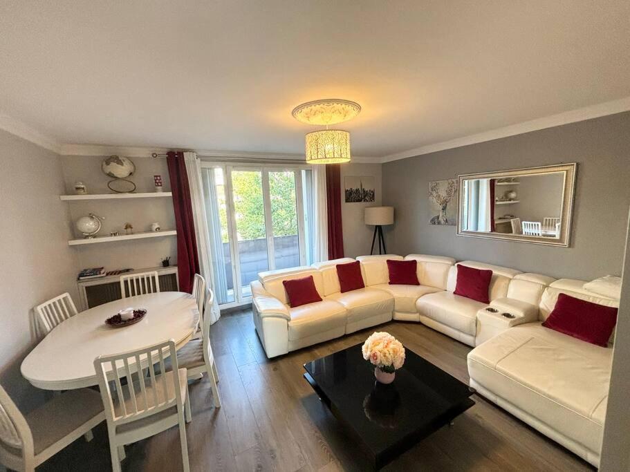 Appartement Confort Avec Balcon - Champigny Exteriér fotografie
